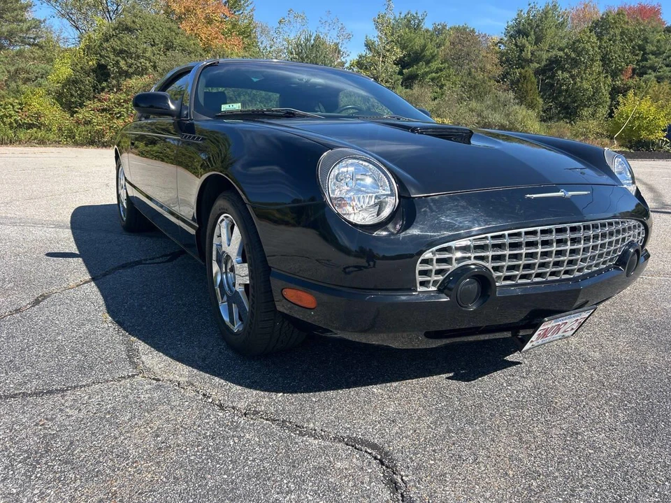 2002 Ford Thunderbird 11th Gen - Image 8 of 16