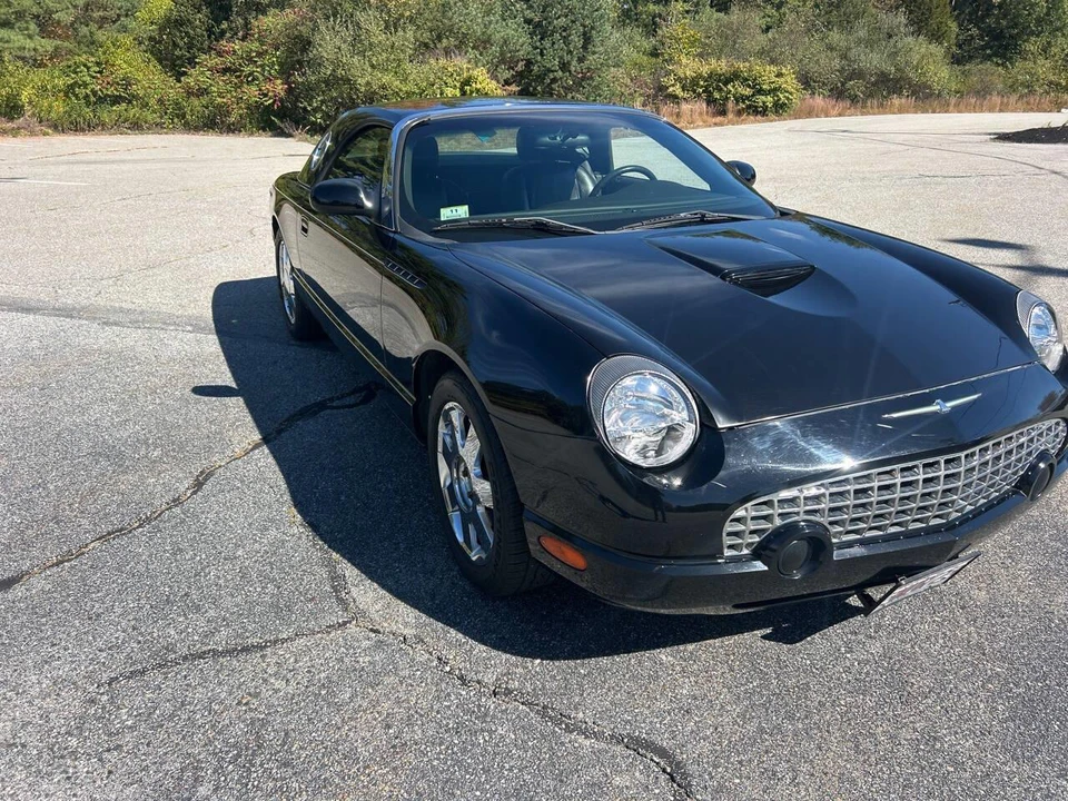 2002 Ford Thunderbird 11th Gen - Image 7 of 16