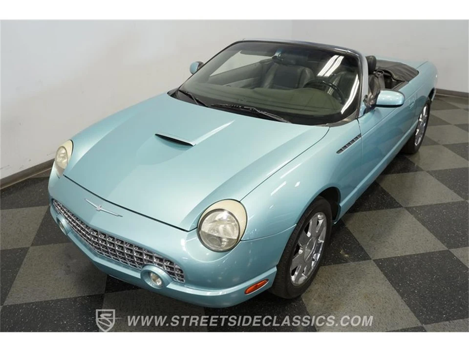 2002 Ford Thunderbird 11th Gen - Image 21 of 31