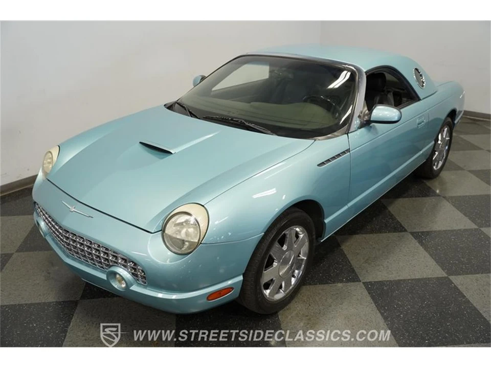 2002 Ford Thunderbird 11th Gen - Image 22 of 31
