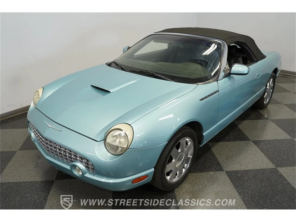 2002 Ford Thunderbird 11th Gen - Image 27 of 31
