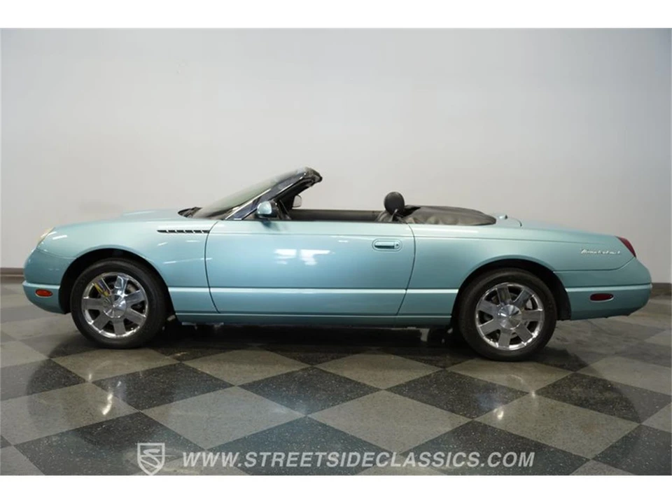 2002 Ford Thunderbird 11th Gen - Image 8 of 31