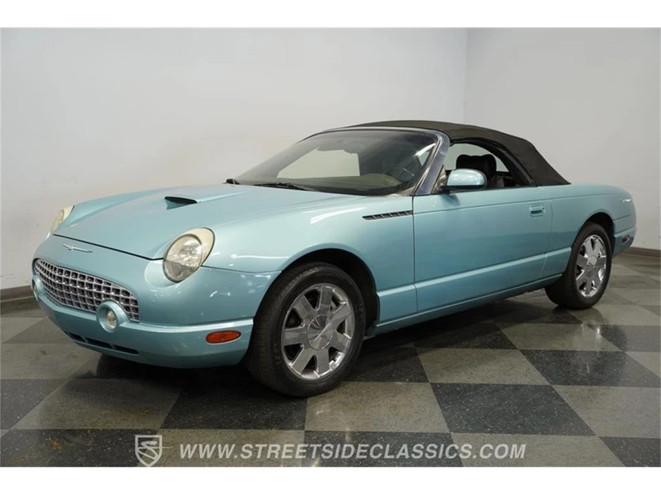 2002 Ford Thunderbird 11th Gen - Image 28 of 31
