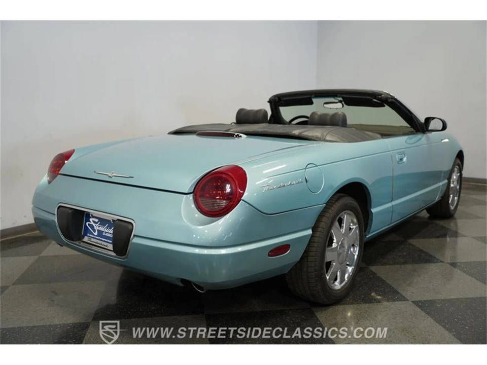 2002 Ford Thunderbird 11th Gen - Image 12 of 31