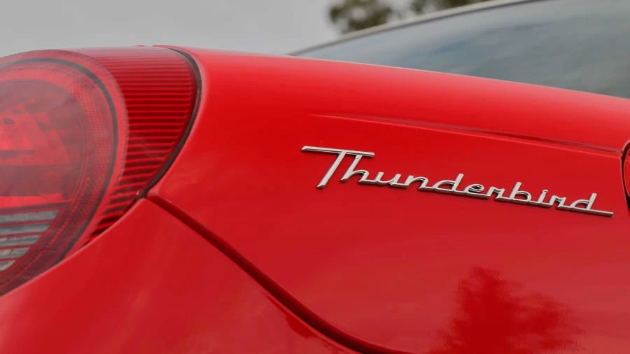 2002 Ford Thunderbird 11th Gen - Image 9 of 26