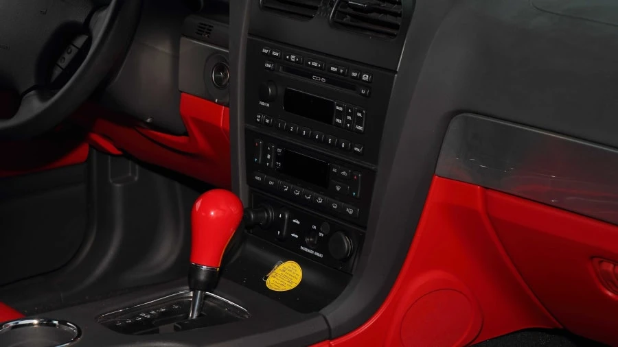 2002 Ford Thunderbird 11th Gen - Image 25 of 26