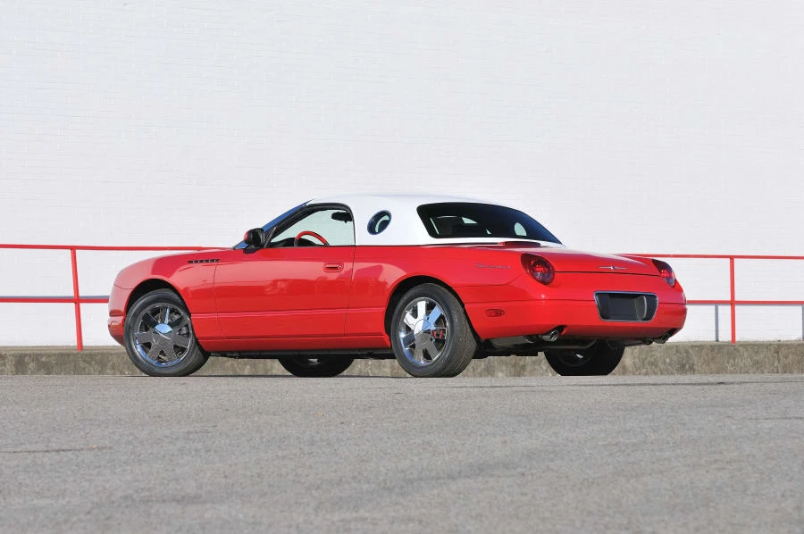 2002 Ford Thunderbird 11th Gen - Image 3 of 12