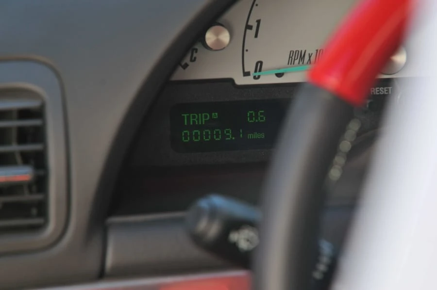 2002 Ford Thunderbird 11th Gen - Image 4 of 12