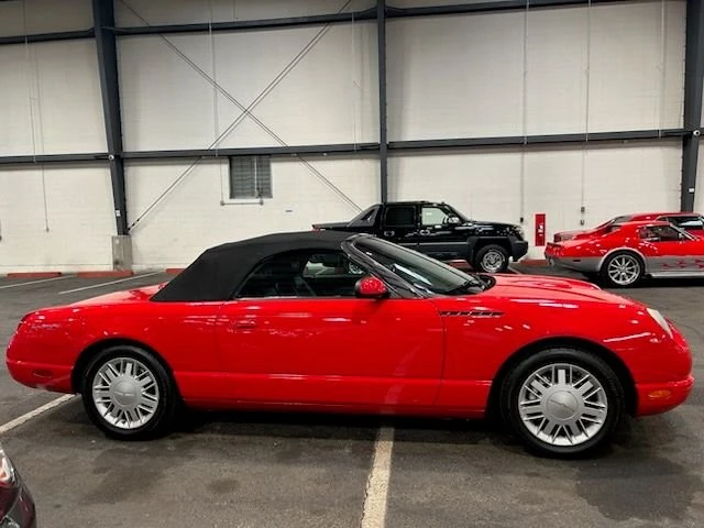 2002 Ford Thunderbird 11th Gen - Image 2 of 15