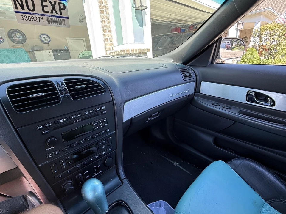 2002 Ford Thunderbird 11th Gen - Image 9 of 10