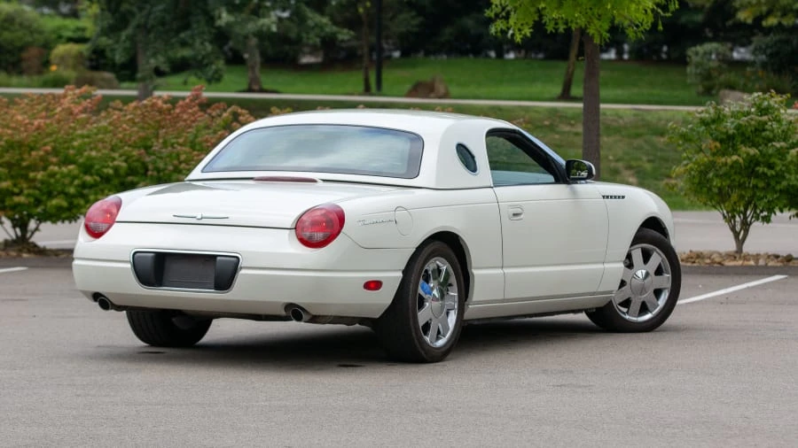 2002 Ford Thunderbird 11th Gen - Image 3 of 20