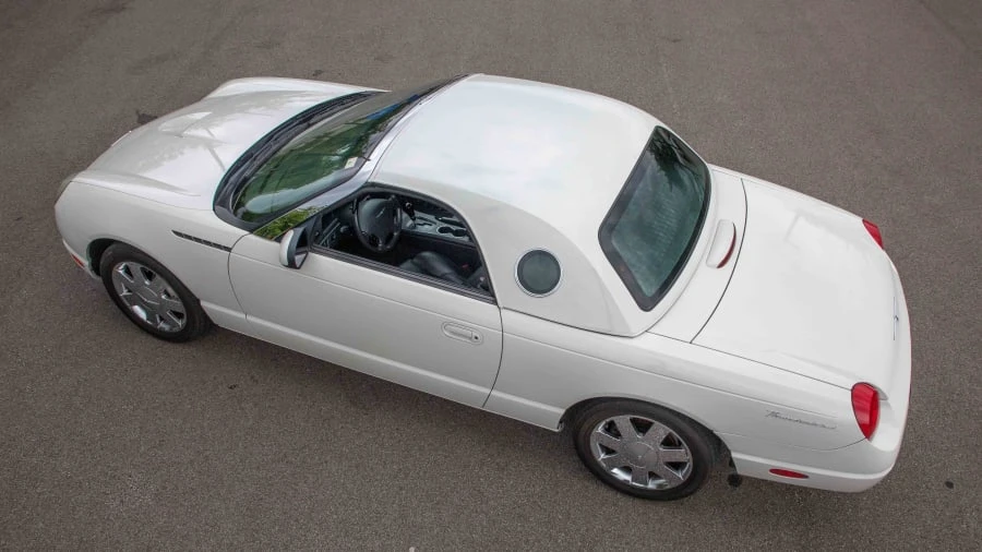 2002 Ford Thunderbird 11th Gen - Image 17 of 20