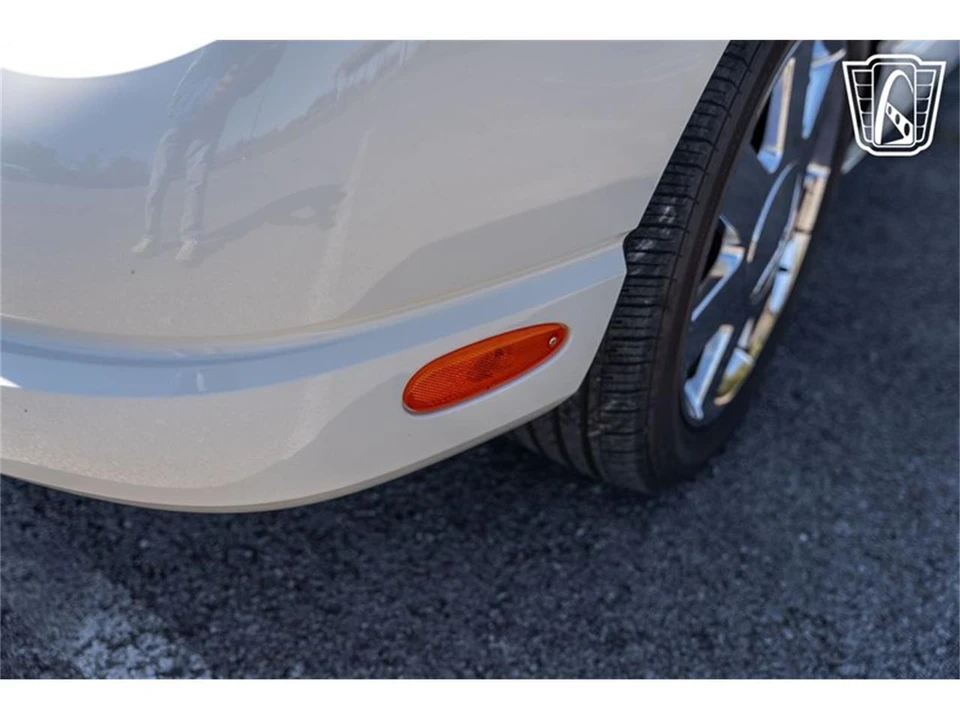 2002 Ford Thunderbird 11th Gen - Image 26 of 31
