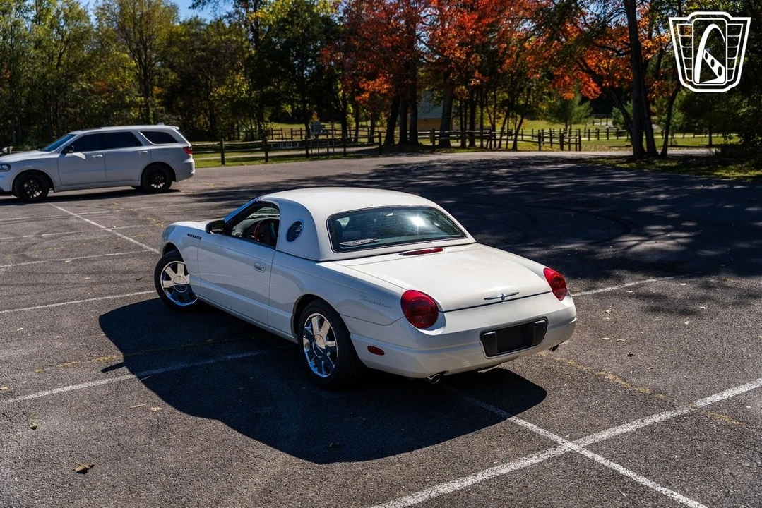 2002 Ford Thunderbird 11th Gen - Image 12 of 12
