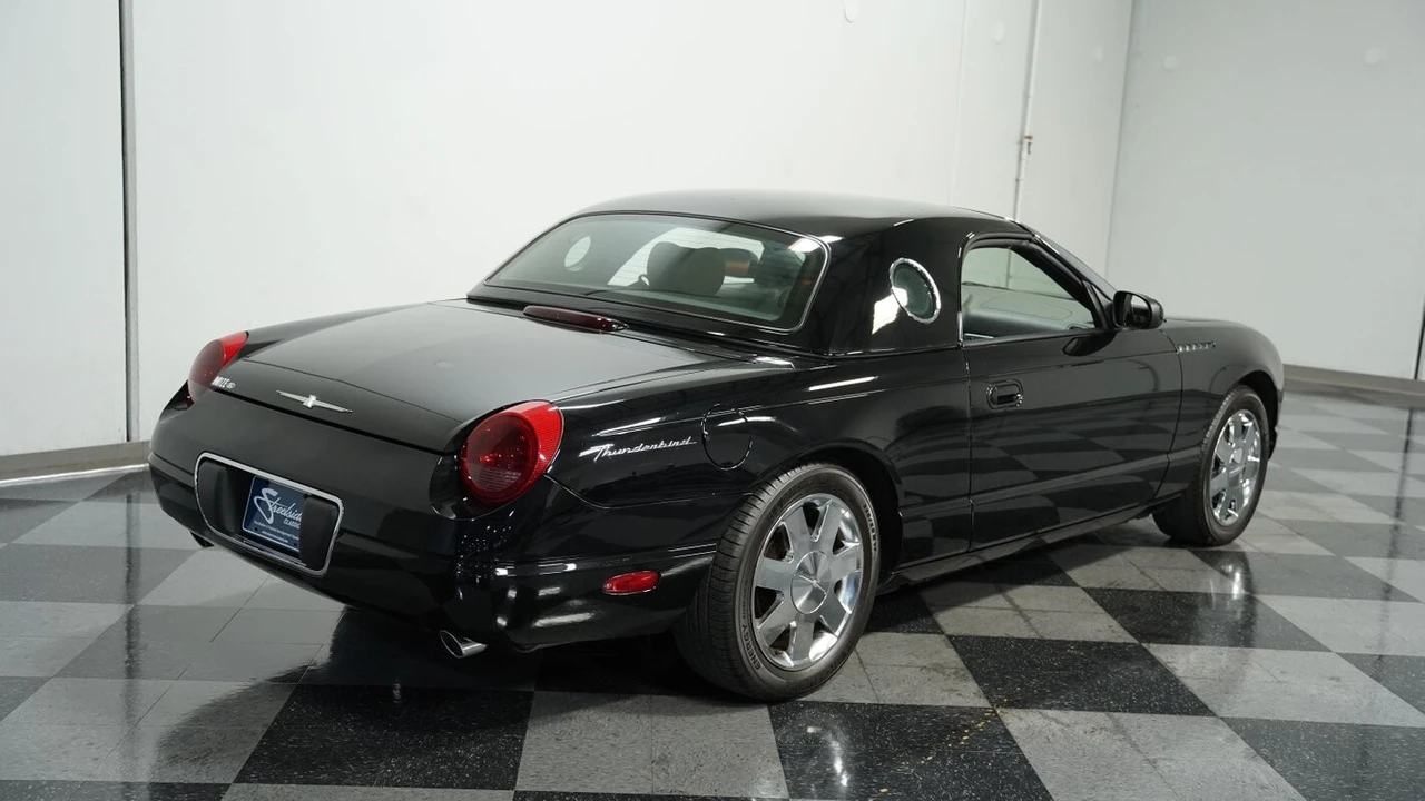 2002 Ford Thunderbird 10th Gen - Image 12 of 12