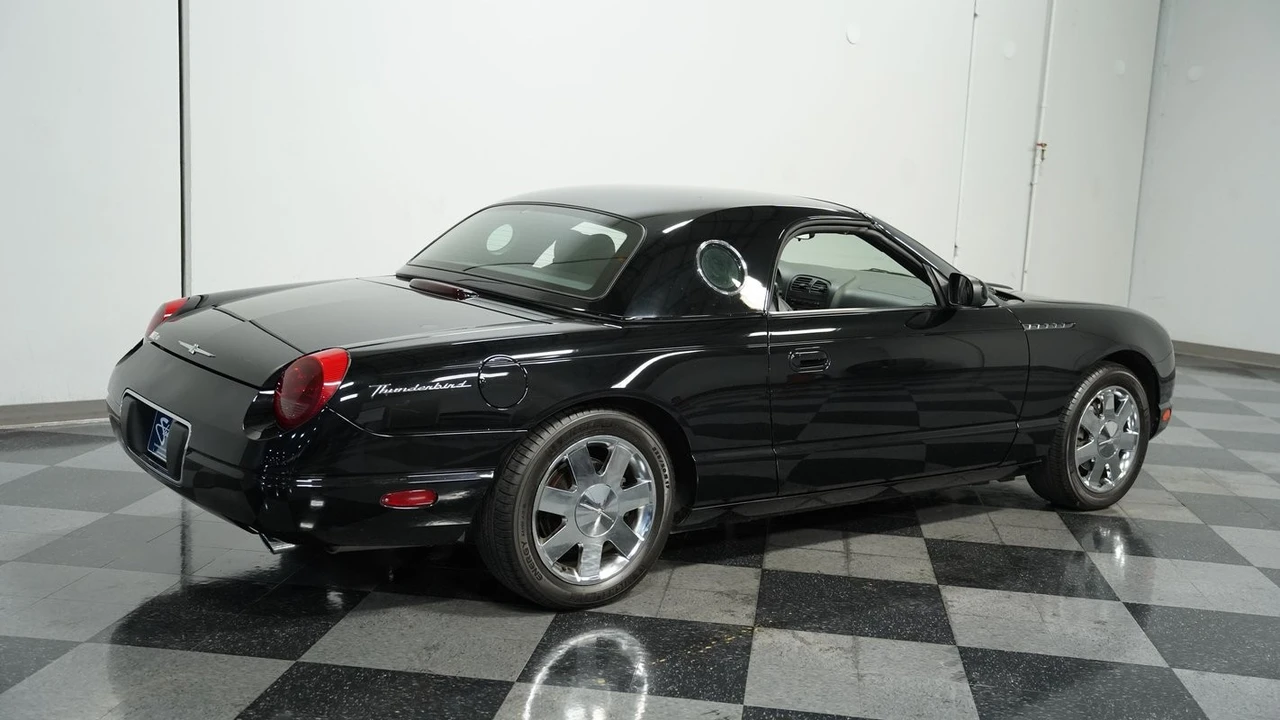 2002 Ford Thunderbird 11th Gen - Image 12 of 12