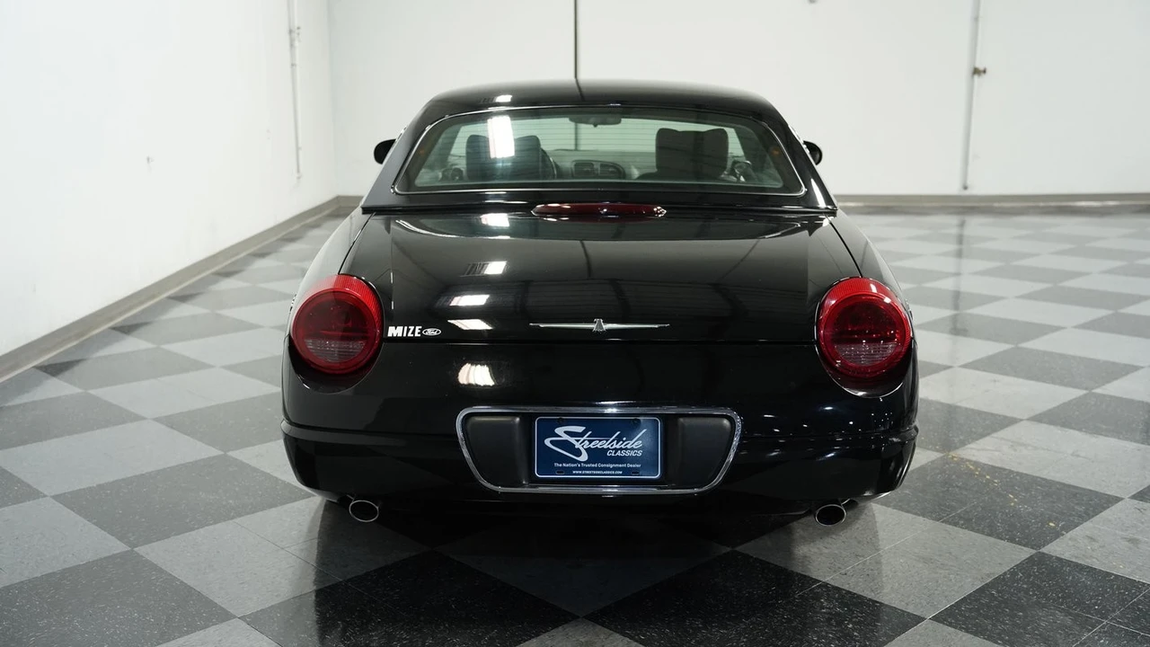 2002 Ford Thunderbird 11th Gen - Image 9 of 12