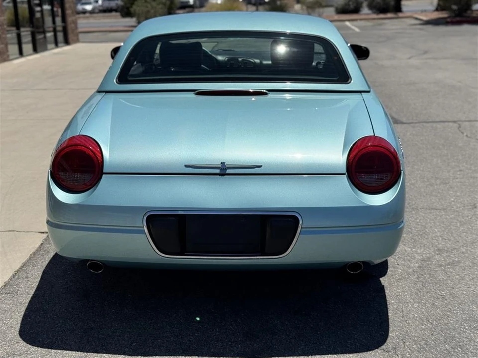 2002 Ford Thunderbird 11th Gen - Image 5 of 22