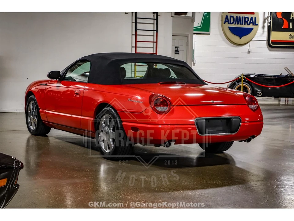 2002 Ford Thunderbird 11th Gen - Image 19 of 31