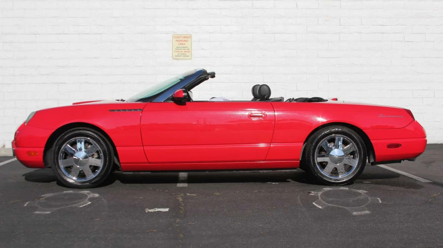 2002 Ford Thunderbird 11th Gen - Image 2 of 8
