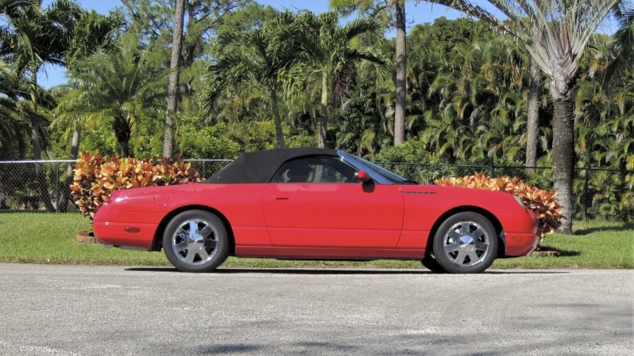 2002 Ford Thunderbird 11th Gen - Image 2 of 15