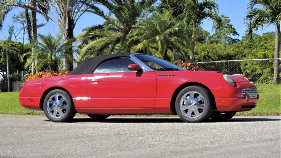2002 Ford Thunderbird 11th Gen - Image 11 of 15