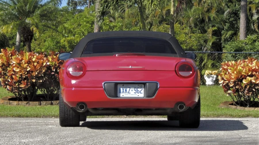 2002 Ford Thunderbird 11th Gen - Image 10 of 15