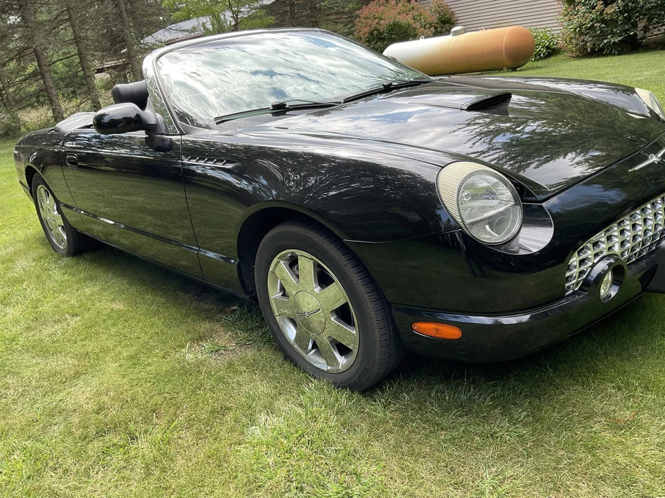 2002 Ford Thunderbird 11th Gen - Image 3 of 31