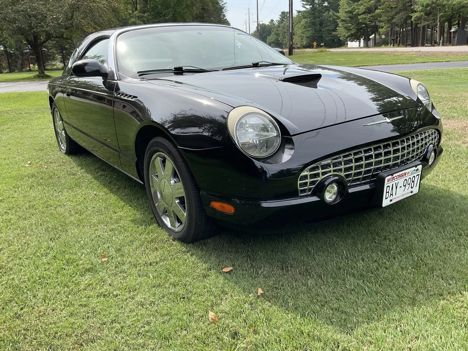 2002 Ford Thunderbird 11th Gen - Image 22 of 31