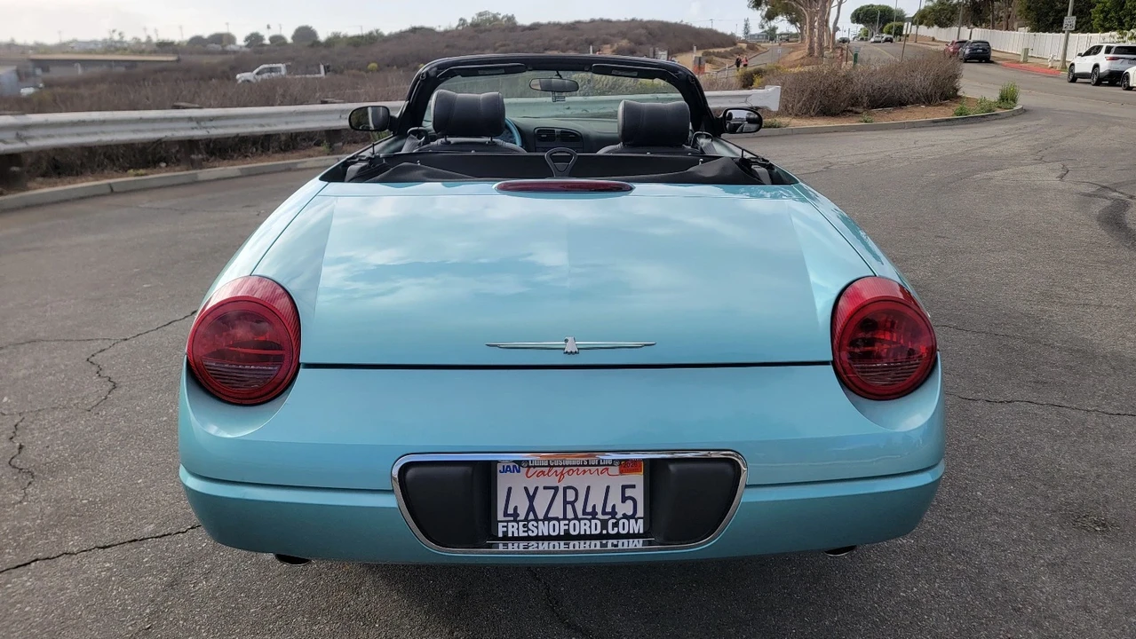 2002 Ford Thunderbird 10th Gen - Image 8 of 21