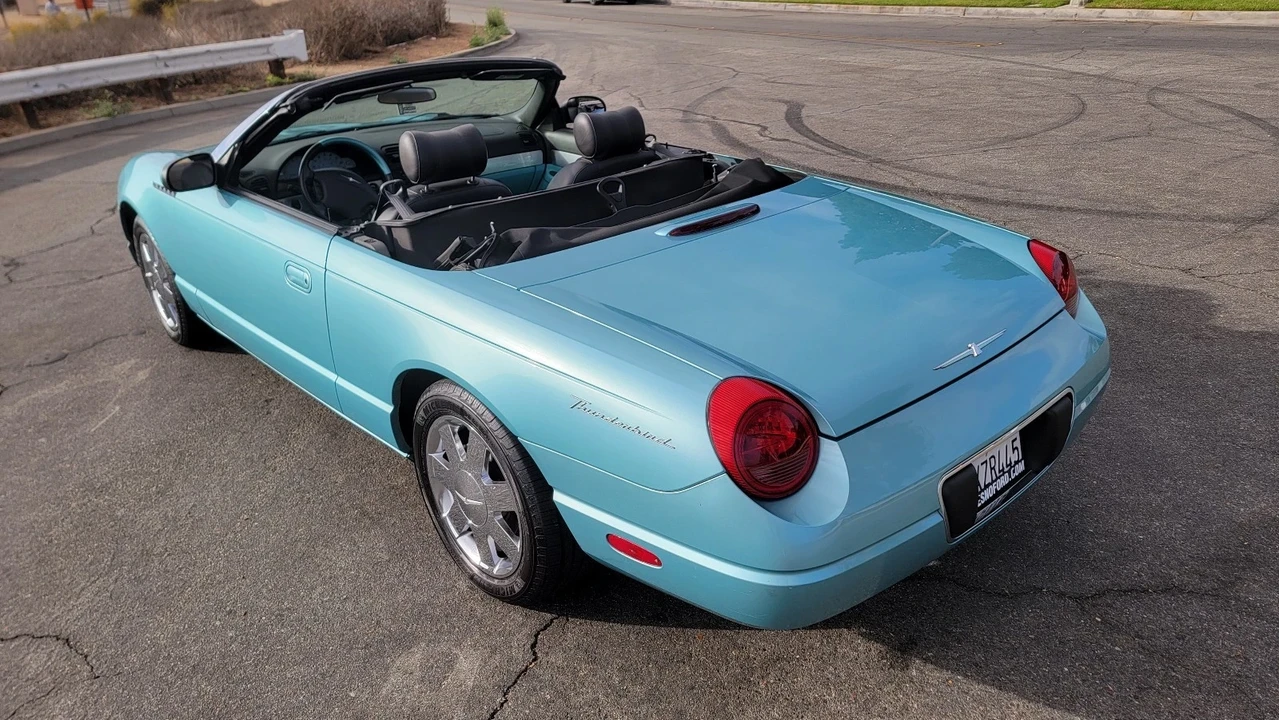 2002 Ford Thunderbird 10th Gen - Image 9 of 21