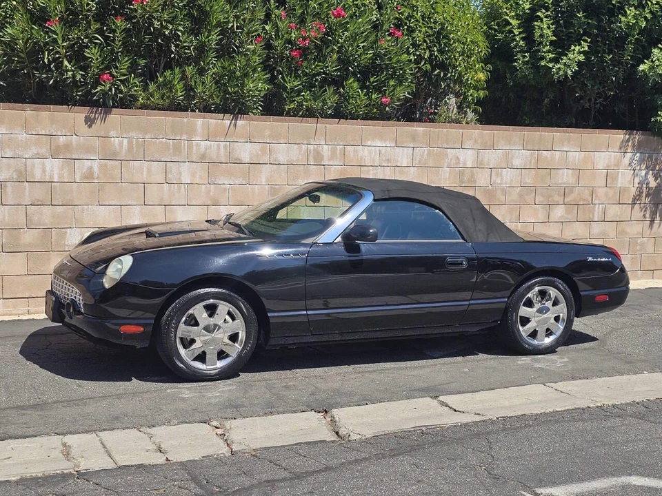 2002 Ford Thunderbird 11th Gen - Image 5 of 31