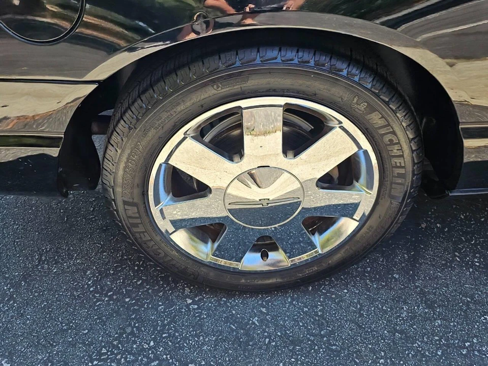 2002 Ford Thunderbird 11th Gen - Image 17 of 31