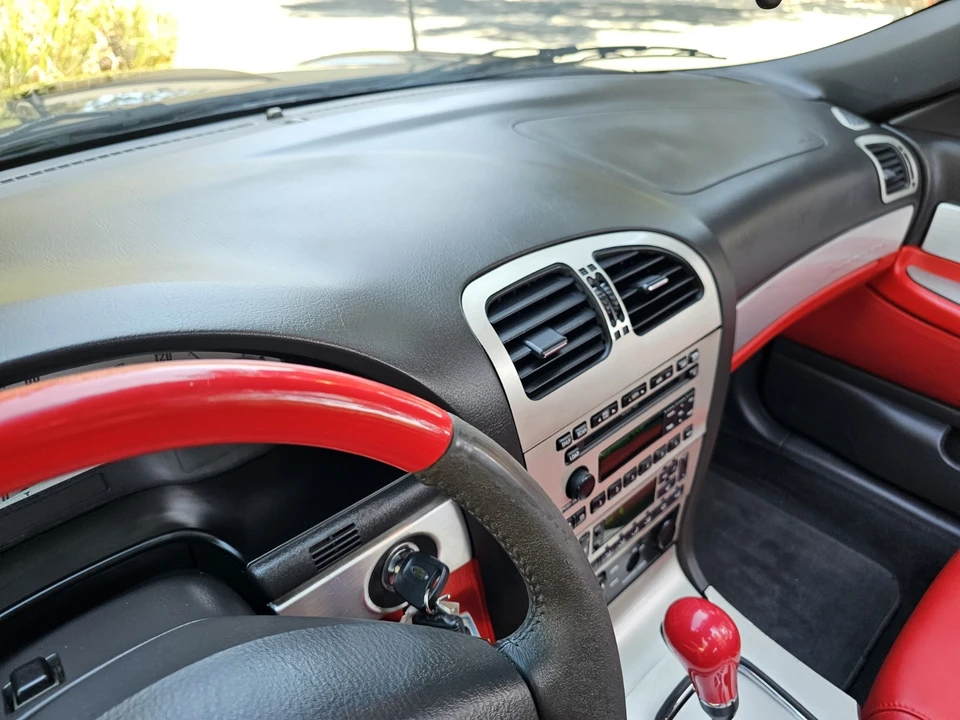 2002 Ford Thunderbird 11th Gen - Image 16 of 31