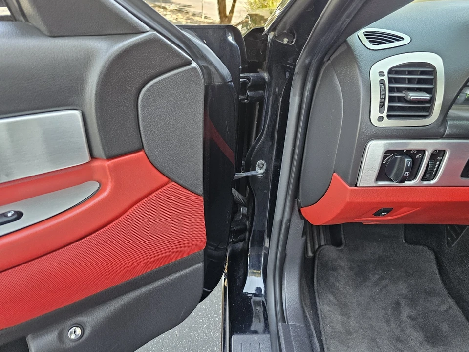 2002 Ford Thunderbird 11th Gen - Image 26 of 31