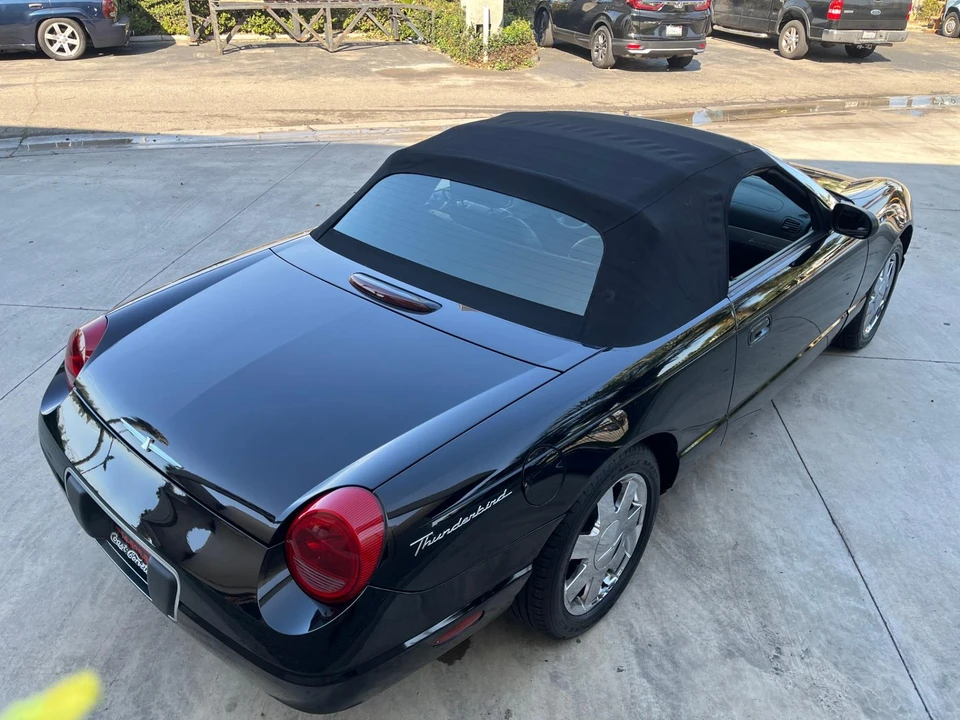 2002 Ford Thunderbird 11th Gen - Image 22 of 31
