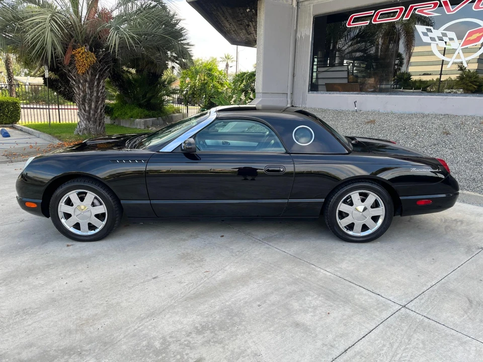 2002 Ford Thunderbird 11th Gen - Image 5 of 31