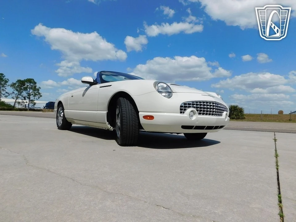 2002 Ford Thunderbird 11th Gen - Image 12 of 12