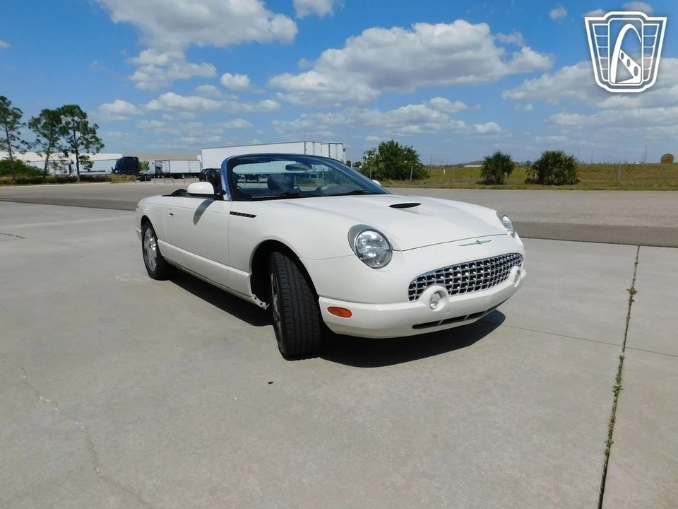 2002 Ford Thunderbird 11th Gen - Image 11 of 12
