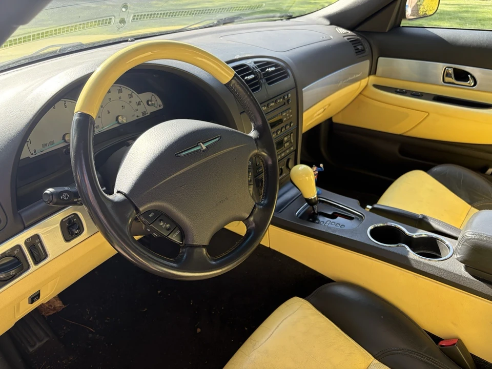 2002 Ford Thunderbird 11th Gen - Image 4 of 14