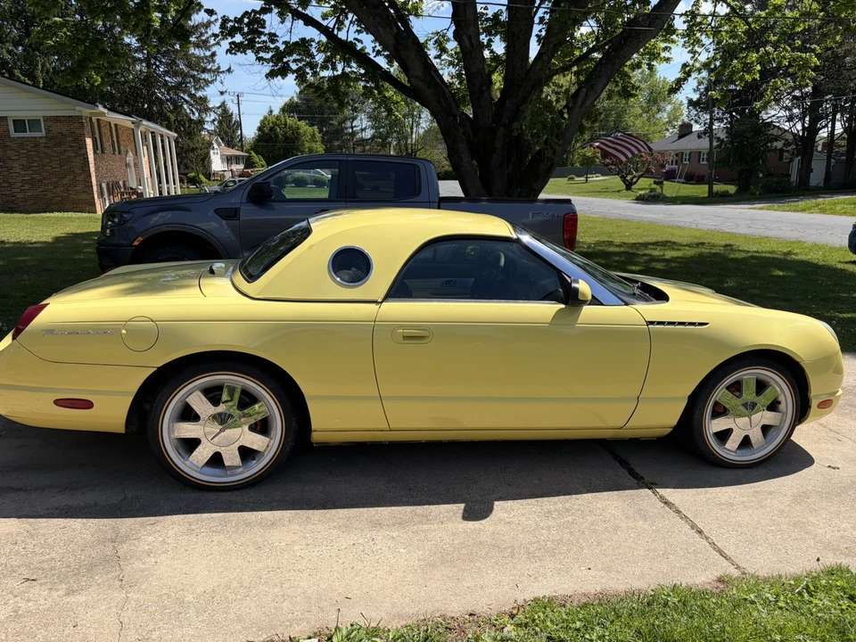 2002 Ford Thunderbird 11th Gen - Image 2 of 14