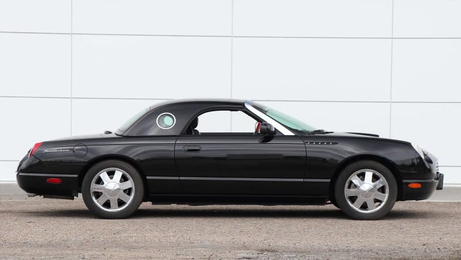 2002 Ford Thunderbird 11th Gen - Image 2 of 12