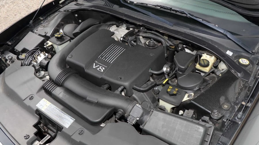 2002 Ford Thunderbird 11th Gen - Image 6 of 12
