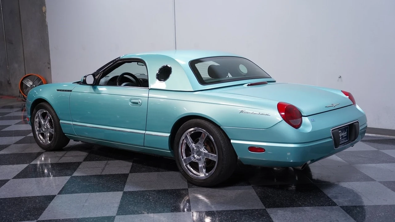 2002 Ford Thunderbird 11th Gen - Image 8 of 21