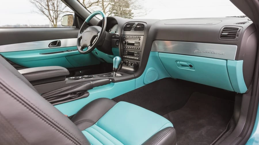 2002 Ford Thunderbird 11th Gen - Image 5 of 27