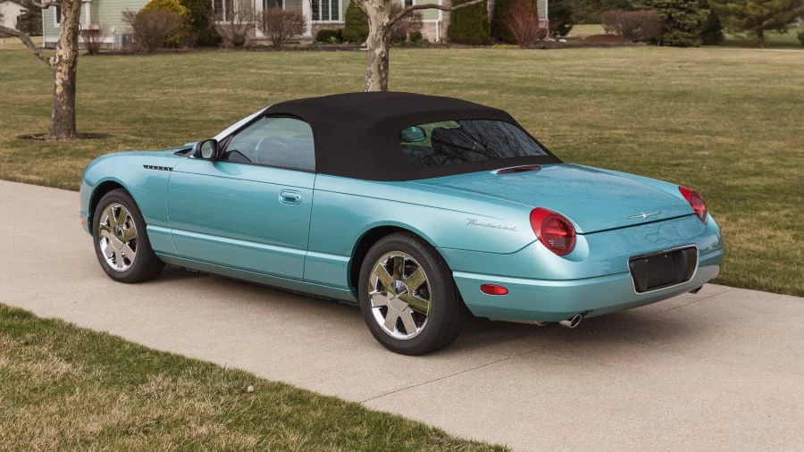 2002 Ford Thunderbird 11th Gen - Image 13 of 27