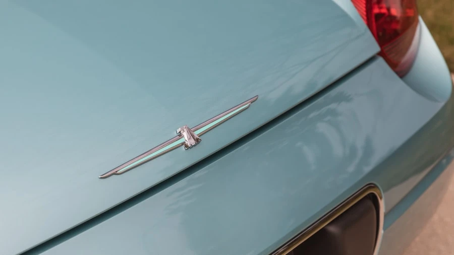 2002 Ford Thunderbird 11th Gen - Image 17 of 27
