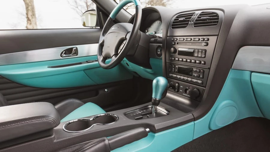 2002 Ford Thunderbird 11th Gen - Image 25 of 27