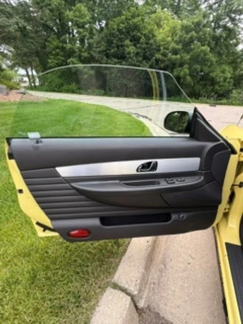 2002 Ford Thunderbird 11th Gen - Image 17 of 31