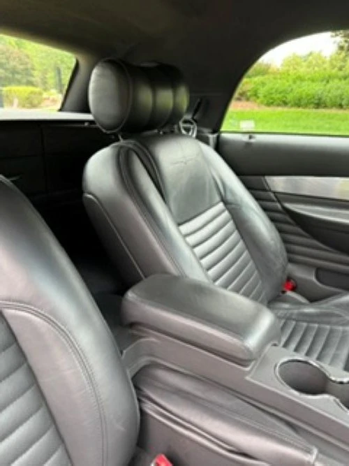 2002 Ford Thunderbird 11th Gen - Image 19 of 31